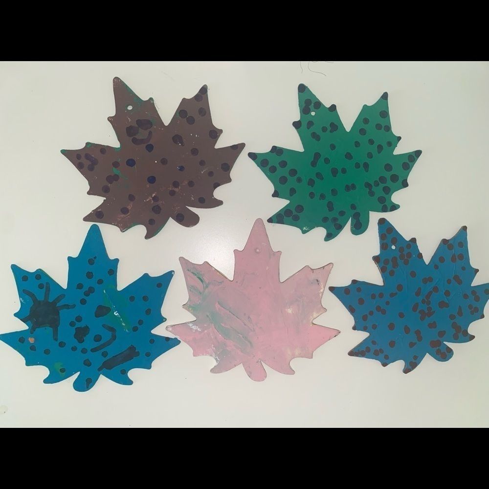 🎨 ~TWO AVAILABLE! Neat Hand-Painted Leaf Ornaments! 🍁